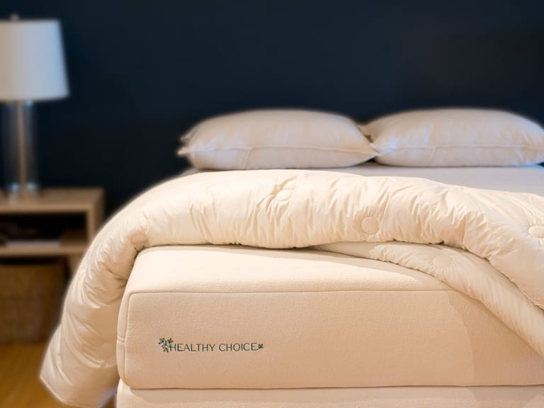 Healthy Choice Lightweight Organic Wool Comforter image
