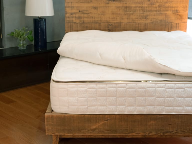 Naturepedic Wooly Mattress Topper image