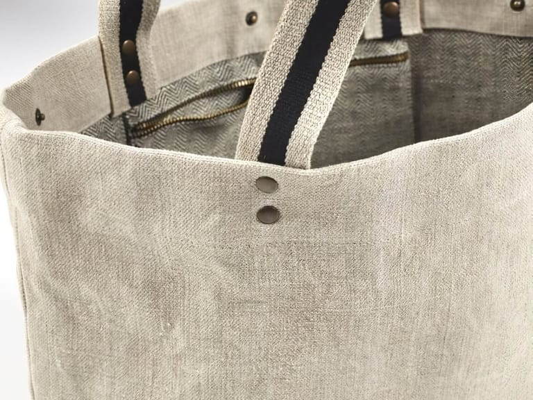 Libeco Linen Shoulder Sac Bag image