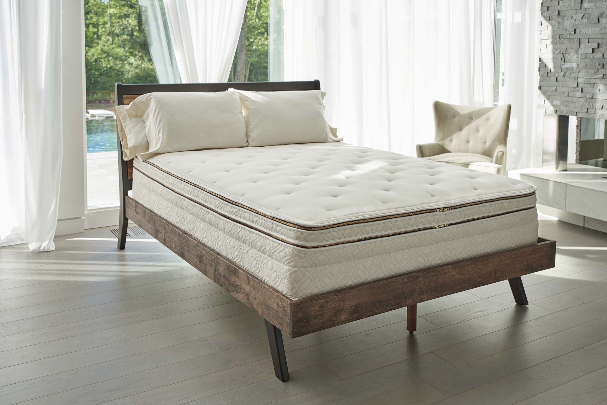 adjustable bed with organic mattress